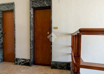 Four-room apartment Via S. Francesco da Paola, Torino (neighborhood Centro) - photo 7