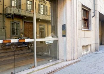 Four-room apartment Via S. Francesco da Paola, Torino (neighborhood Centro) - photo 8