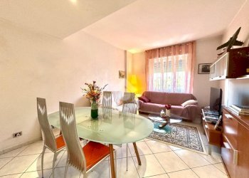 Four-room apartment Via S. Donato, Torino (neighborhood Campidoglio) - photo 11