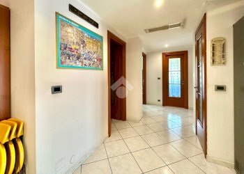 Four-room apartment Via S. Donato, Torino (neighborhood Campidoglio) - photo 15
