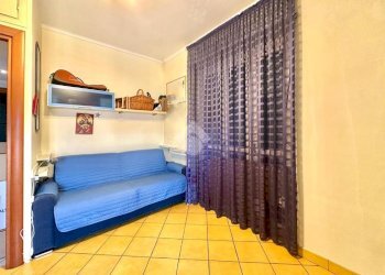 Four-room apartment Via S. Donato, Torino (neighborhood Campidoglio) - photo 26
