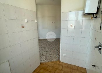 Three-room apartment Via Bernardino Luini, Torino (neighborhood Lucento) - photo 6