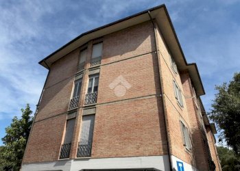 Quadrilocale Appartamento Via Isabella Andreini, Bologna (zona San Donato) - foto 2