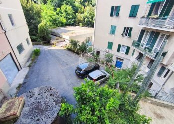 Parking space Via Sergio Piombelli, Genova (neighborhood Certosa) - photo 1