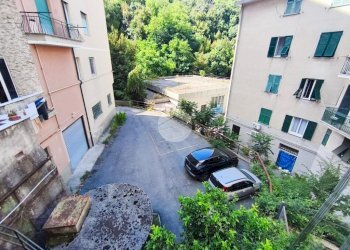 Parking space Via Sergio Piombelli, Genova (neighborhood Certosa) - photo 3