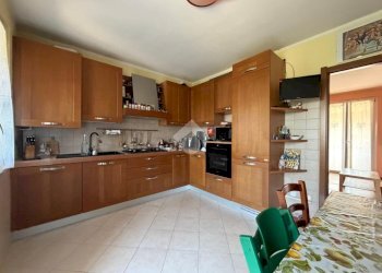 Three-room apartment Via Don Milani, Pessano con Bornago - photo 8