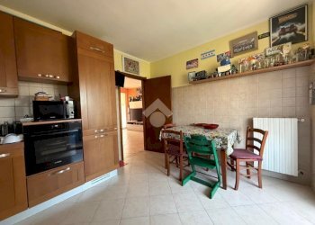 Three-room apartment Via Don Milani, Pessano con Bornago - photo 9