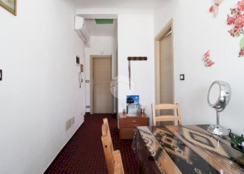 Three-room apartment Via della Pace, Cusano Milanino - photo 16