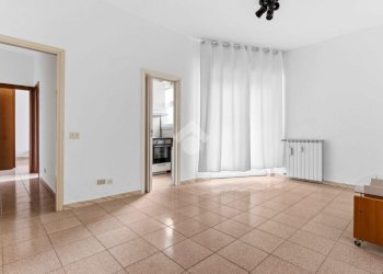 Two-room apartment Viale Leonardo da Vinci, Trezzano sul Naviglio - photo 1