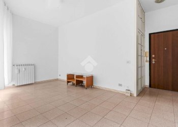 Two-room apartment Viale Leonardo da Vinci, Trezzano sul Naviglio - photo 5