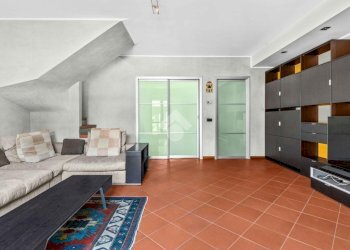 Three-room apartment Via Morona, Trezzano sul Naviglio - photo 2