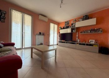 Three-room apartment Via Don Milani, Pessano con Bornago - photo 3
