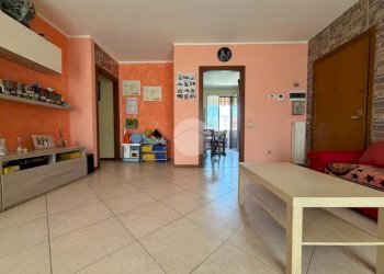 Three-room apartment Via Don Milani, Pessano con Bornago - photo 8