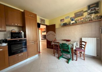 Three-room apartment Via Don Milani, Pessano con Bornago - photo 12