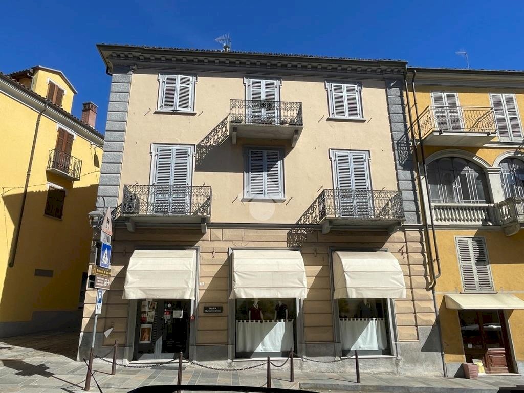 Four-room apartment Piazza Confraternita, Santo Stefano Belbo - photo 3