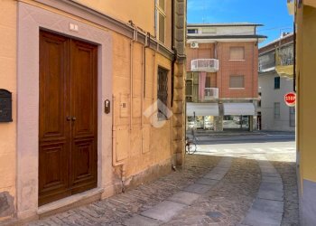 Four-room apartment Piazza Confraternita, Santo Stefano Belbo - photo 7