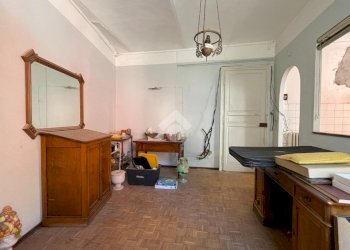 Four-room apartment Piazza Confraternita, Santo Stefano Belbo - photo 31