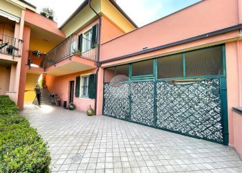 Four-room apartment Via Aldo Moro, Cherasco - photo 1