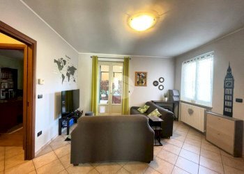 Four-room apartment Via Aldo Moro, Cherasco - photo 8