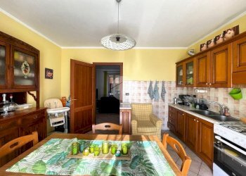 Four-room apartment Via Aldo Moro, Cherasco - photo 11