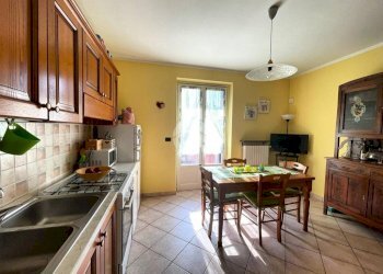 Four-room apartment Via Aldo Moro, Cherasco - photo 12