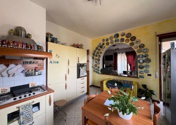 Three-room apartment Via Cervino, Oleggio - photo 2