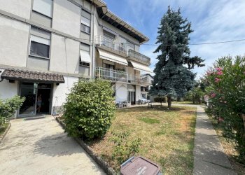 Three-room apartment Via Cervino, Oleggio - photo 13