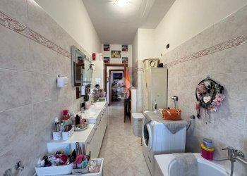 Three-room apartment Via Cervino, Oleggio - photo 15
