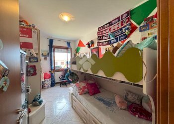 Three-room apartment Via Cervino, Oleggio - photo 25