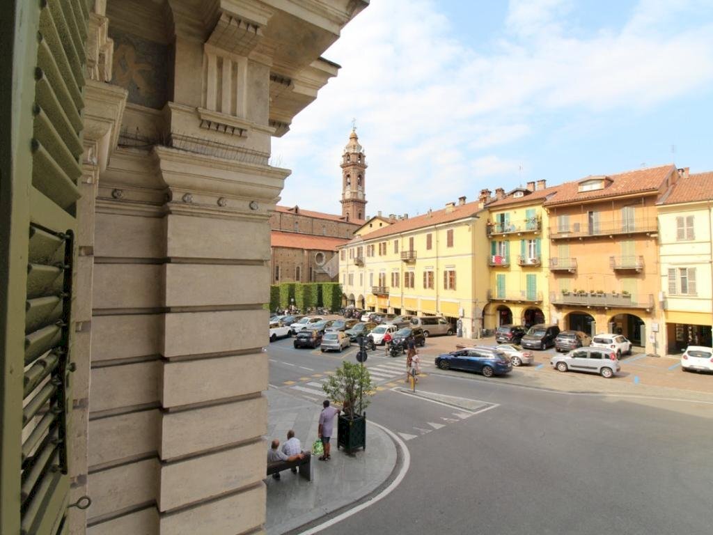 Bilocale Piazzetta Santa Maria, Saluzzo - foto 1