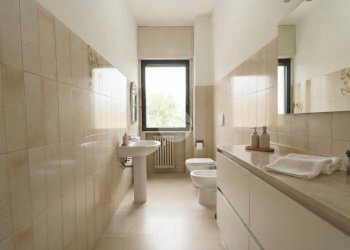 Three-room apartment Via San Carlo Borromeo, Rho - photo 8
