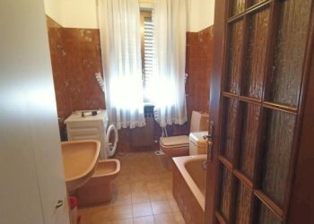 Four-room apartment via Circonvallazione, 73, Verrès - photo 10