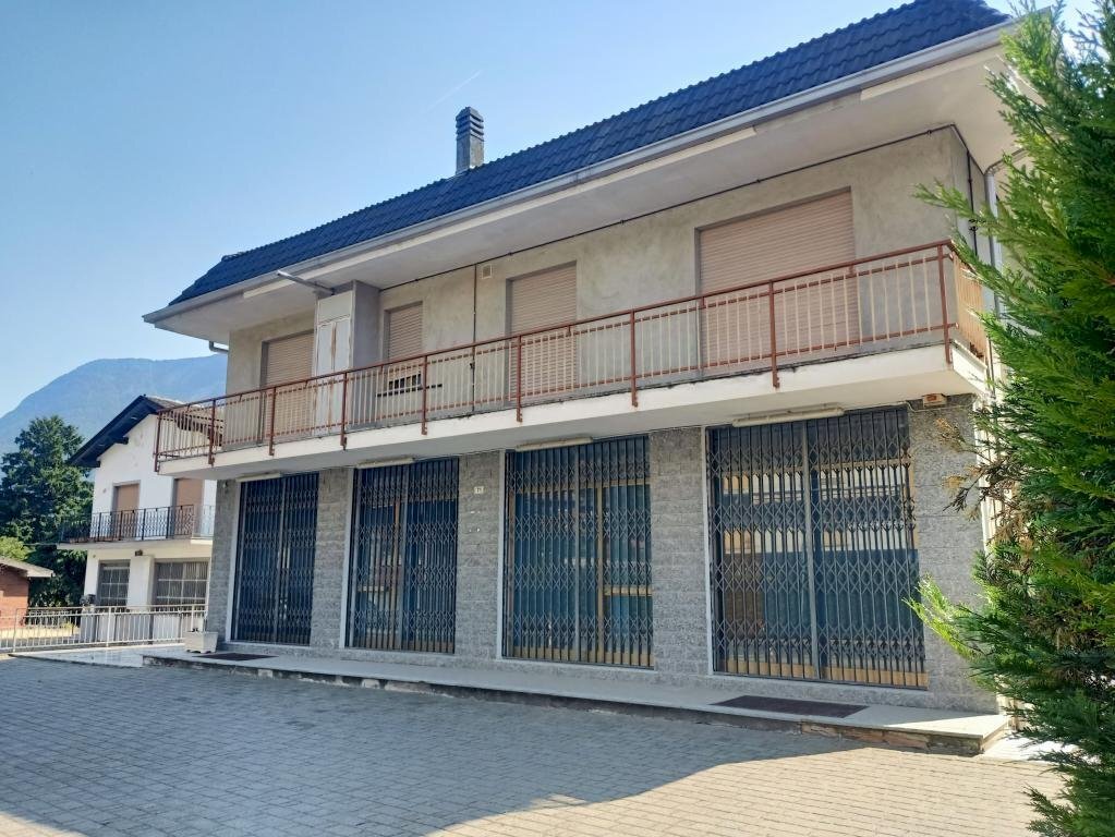 Four-room apartment via Circonvallazione, 73, Verrès - photo 3