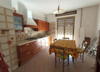 Four-room apartment via Circonvallazione, 73, Verrès - photo 7