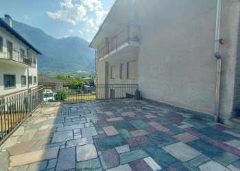 Negozio via Circonvallazione, 73, Verrès - foto 9
