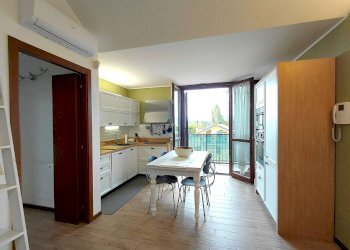 Three-room apartment Mezzago - photo 2