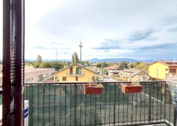 Three-room apartment Mezzago - photo 5