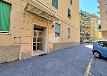 Four-room apartment Via Dolceacqua, Genova (neighborhood Palmaro) - photo 3