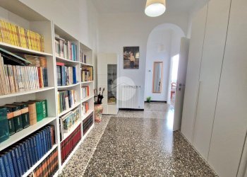 Four-room apartment Via Dolceacqua, Genova (neighborhood Palmaro) - photo 8