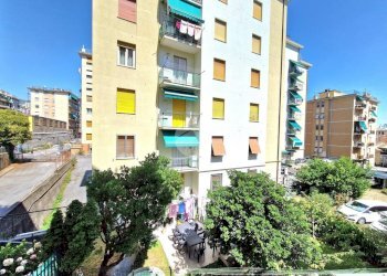 Four-room apartment Via Dolceacqua, Genova (neighborhood Palmaro) - photo 16