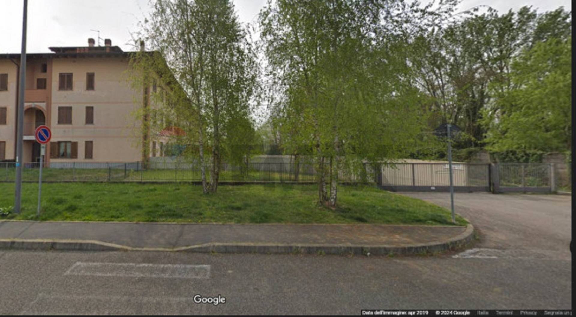 Edificio all\'aperto - Box VIA MADONNA
 
61, San Martino Siccomario - photo 1
