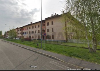 Edificio all\'aperto - Box VIA MADONNA
 
61, San Martino Siccomario - photo 4