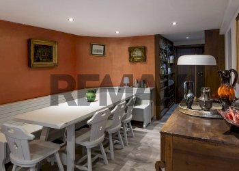 Sala da pranzo - Villa VIA GIROLA
 
10, Besano - photo 22