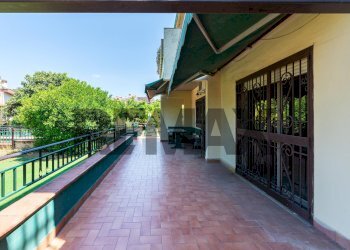 Terrazza - Villa Via Folgaria
100, Roma - photo 7