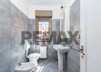 Bagno - Villa Via Folgaria
100, Roma - photo 40