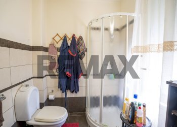 Bagno - Apartment Via Etnea
 
46, Gravina di Catania - photo 15