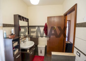 Bagno - Apartment Via Etnea
 
46, Gravina di Catania - photo 16