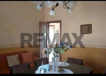Sala da pranzo - Apartment Via San Piero Patti
 
173, Acireale - photo 3
