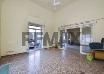 Stanza vuota - Negozio Via Messina
 
545, Catania - foto 6