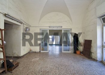 Stanza vuota - Negozio Via Messina
 
545, Catania - foto 10